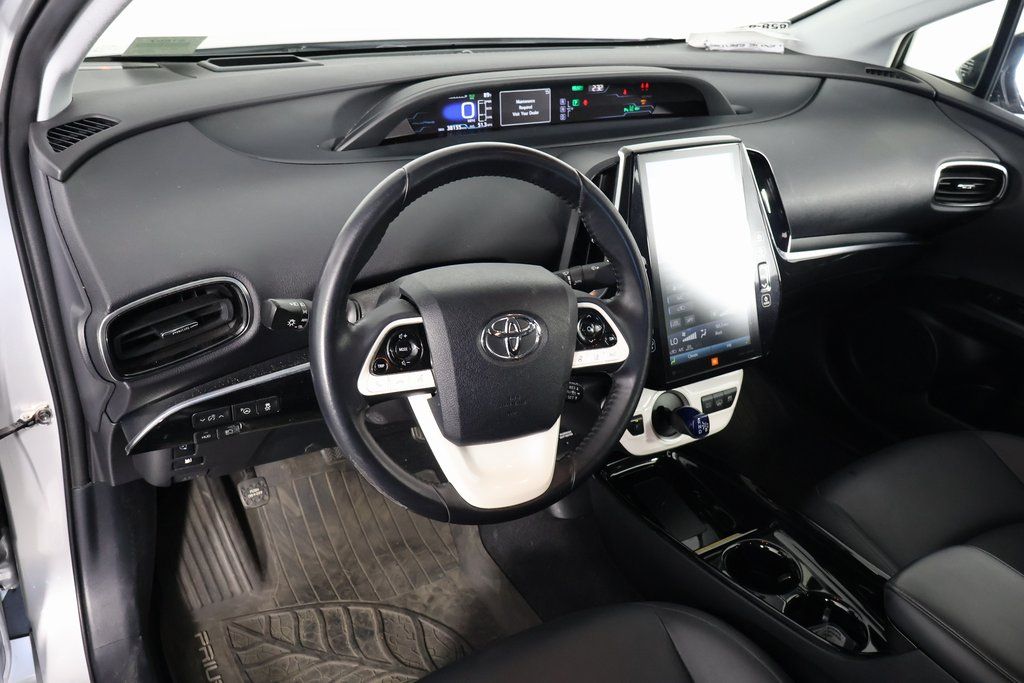 Thumbnail: 2018 Toyota Prius Prime - 5
