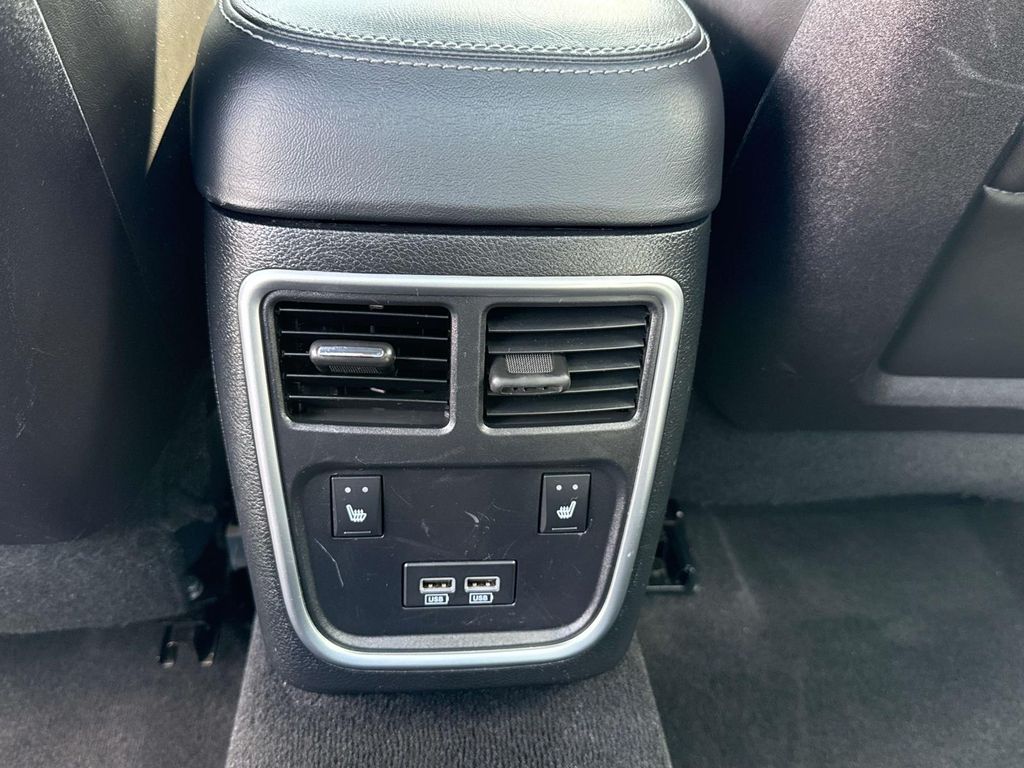 Thumbnail: 2019 Dodge Charger - 28