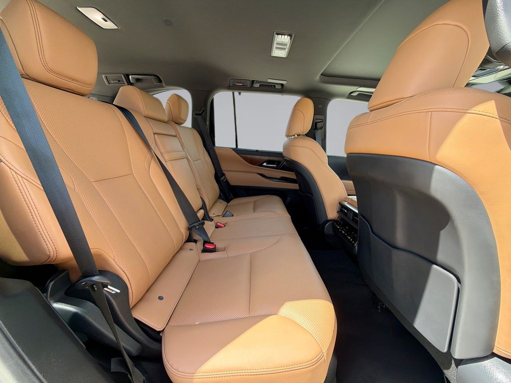 Thumbnail: 2024 Lexus LX - 17