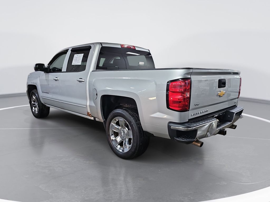 View vehicle photo 6