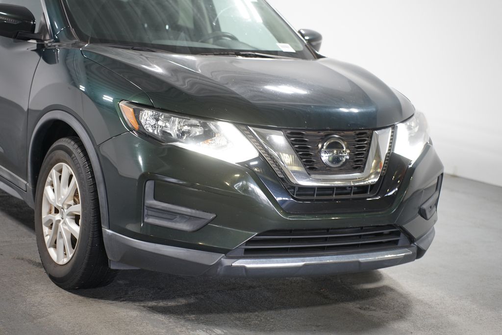 Thumbnail: 2018 Nissan Rogue - 4