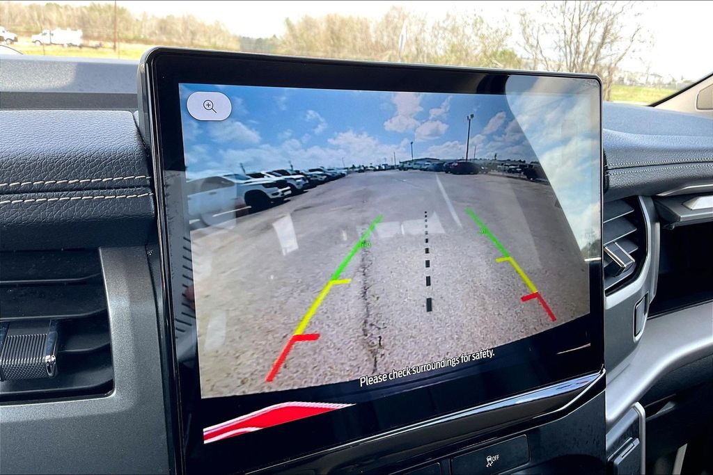 Used 2024 Ford Expedition XLT 4D Sport Utility