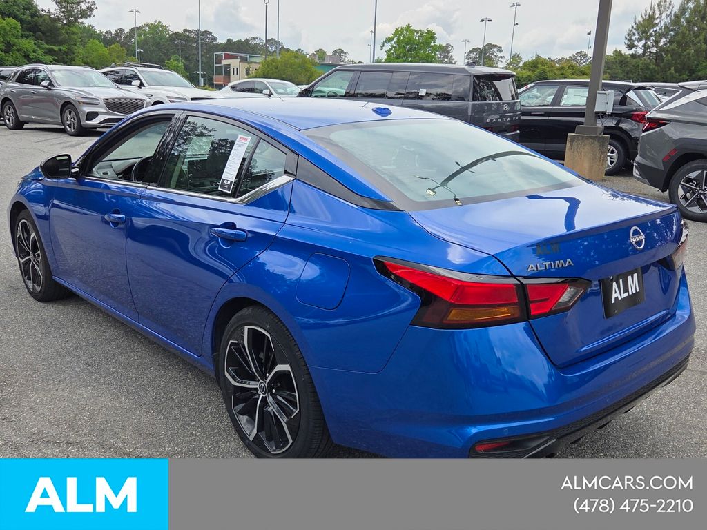 Used 2025 Blue Nissan 2.5 SR image 12
