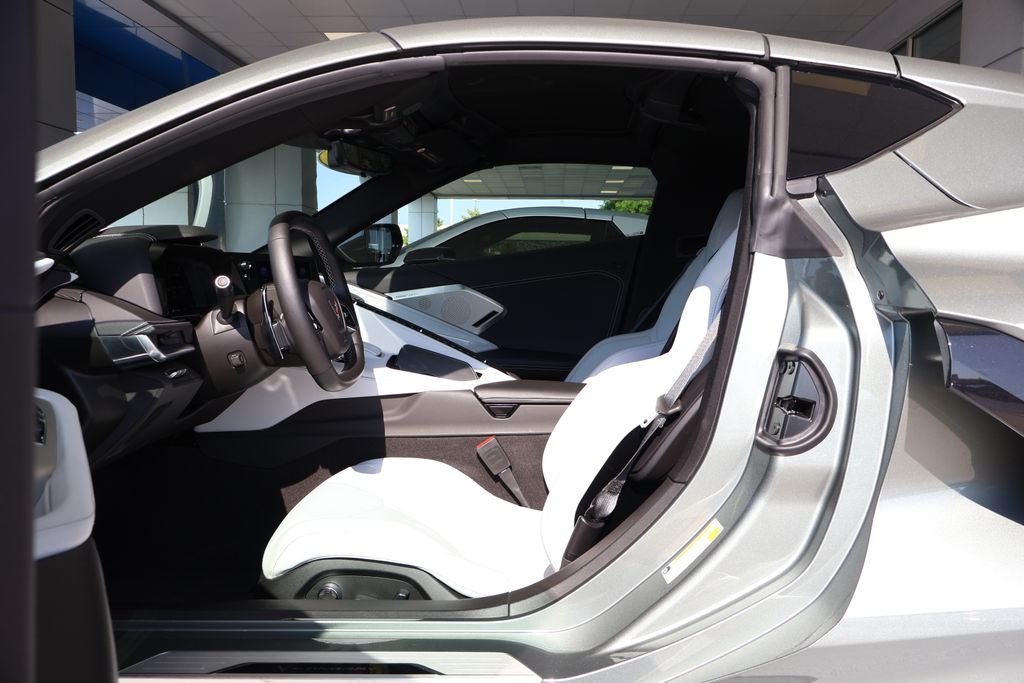 Thumbnail: 2023 Chevrolet Corvette - 20
