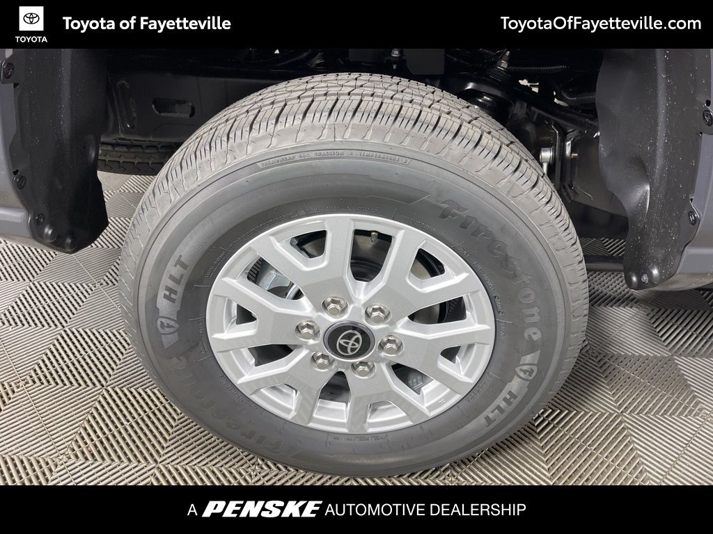 Thumbnail: 2025 Toyota Tacoma - 18