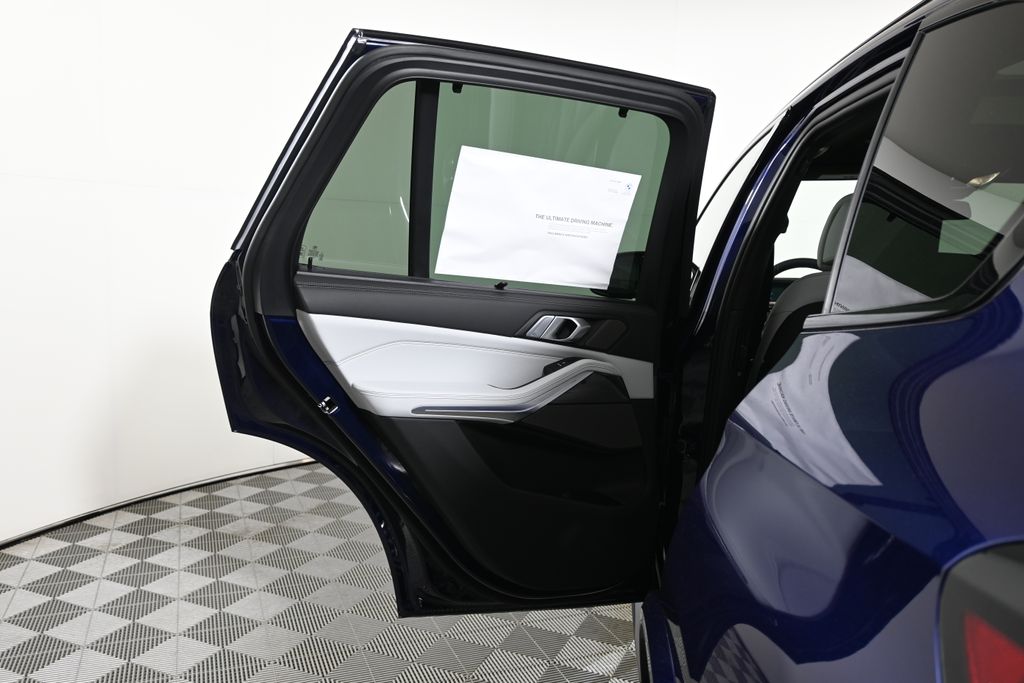 Thumbnail: 2026 BMW X5 - 31