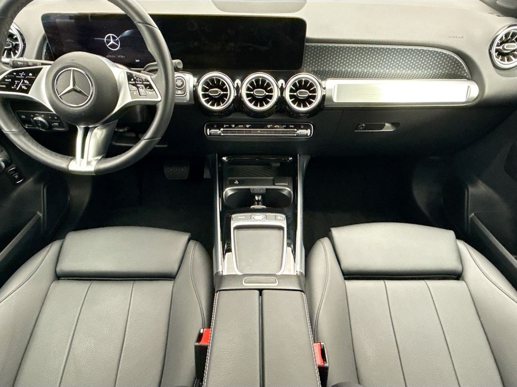 Thumbnail: 2025 Mercedes-Benz GLB - 13