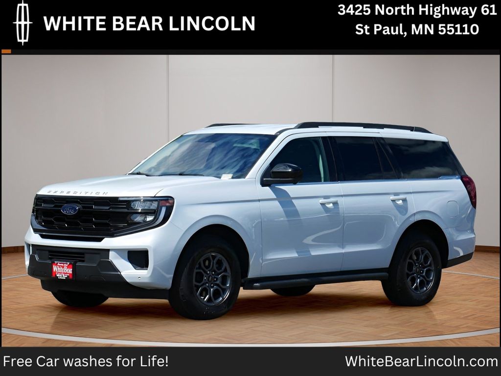 Silver Metallic 2025 Ford Expedition SUV / Crossover Four-Wheel Drive Automatic