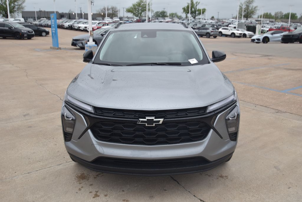 View vehicle photo 2