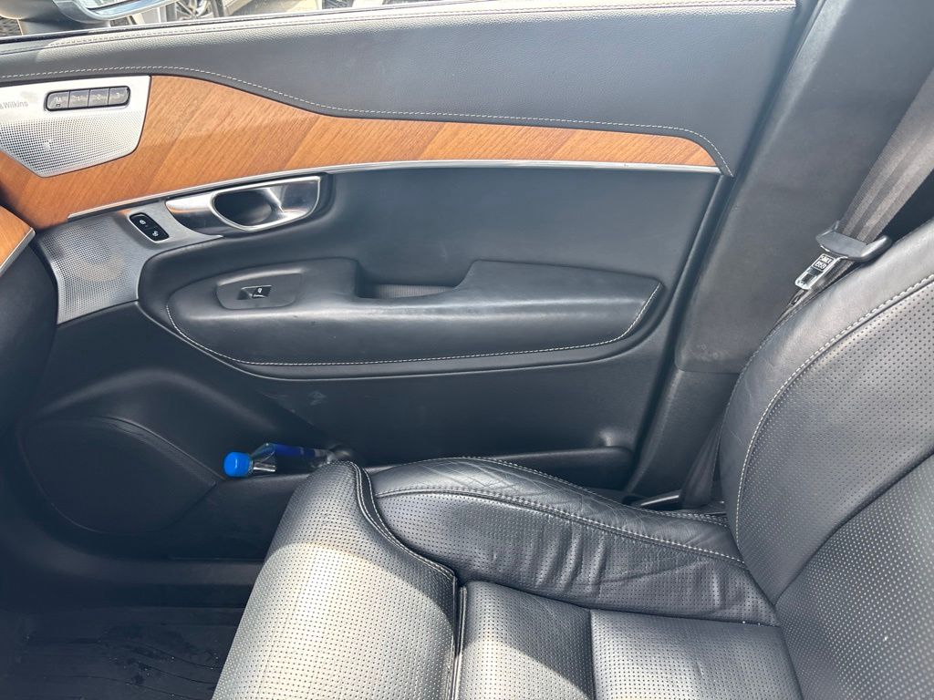 Used 2019 Gray Volvo T6 Inscription image 18