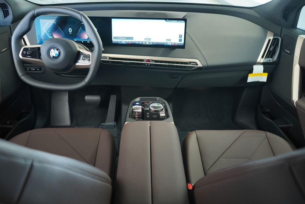 Thumbnail: 2026 BMW iX - 12