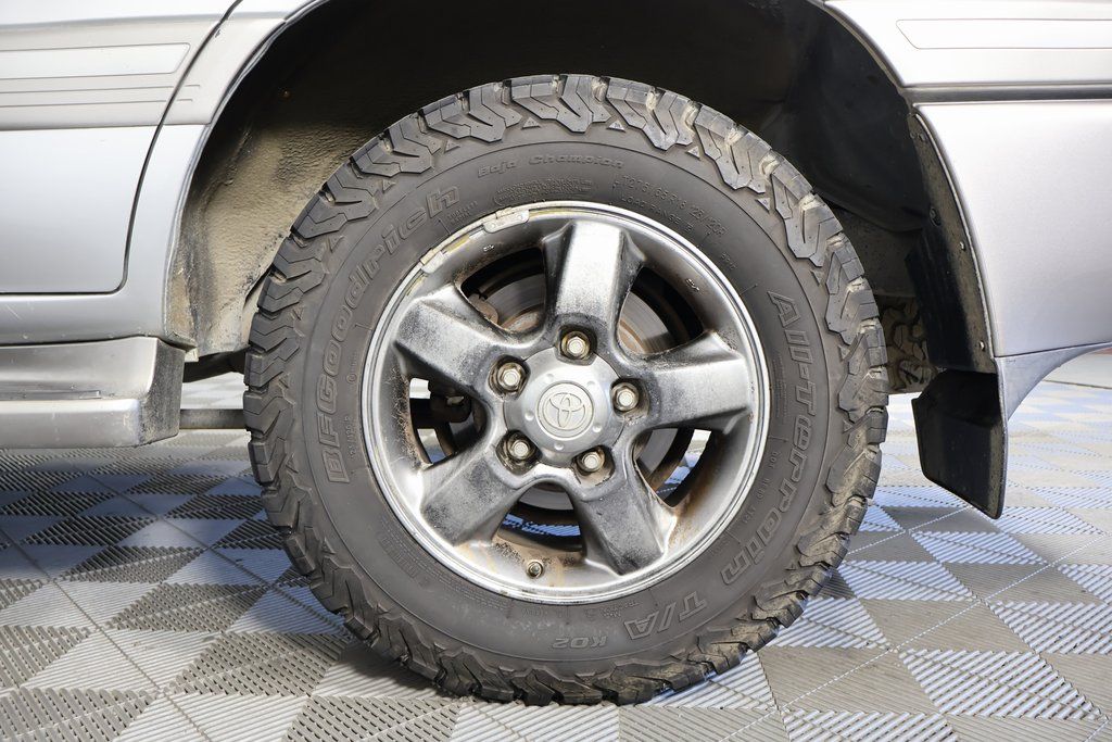 Thumbnail: 2006 Toyota Land Cruiser - 17