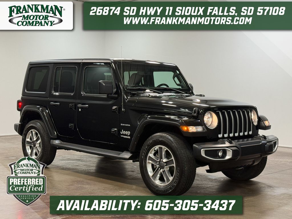 Black Clearcoat 2022 Jeep Wrangler SUV / Crossover Four-Wheel Drive 8-Speed Automatic