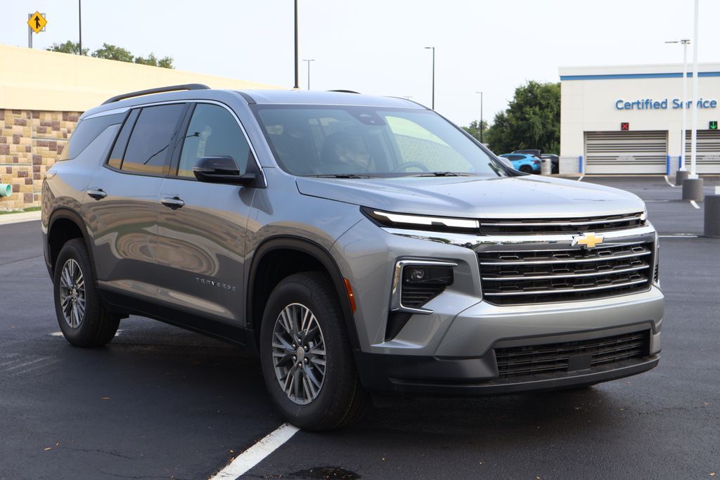 Thumbnail: 2027 Chevrolet Traverse - 10