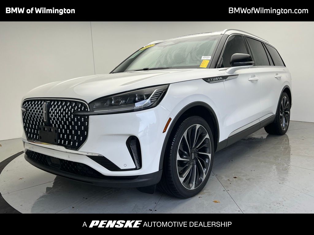 Thumbnail: 2025 Lincoln Aviator - 1