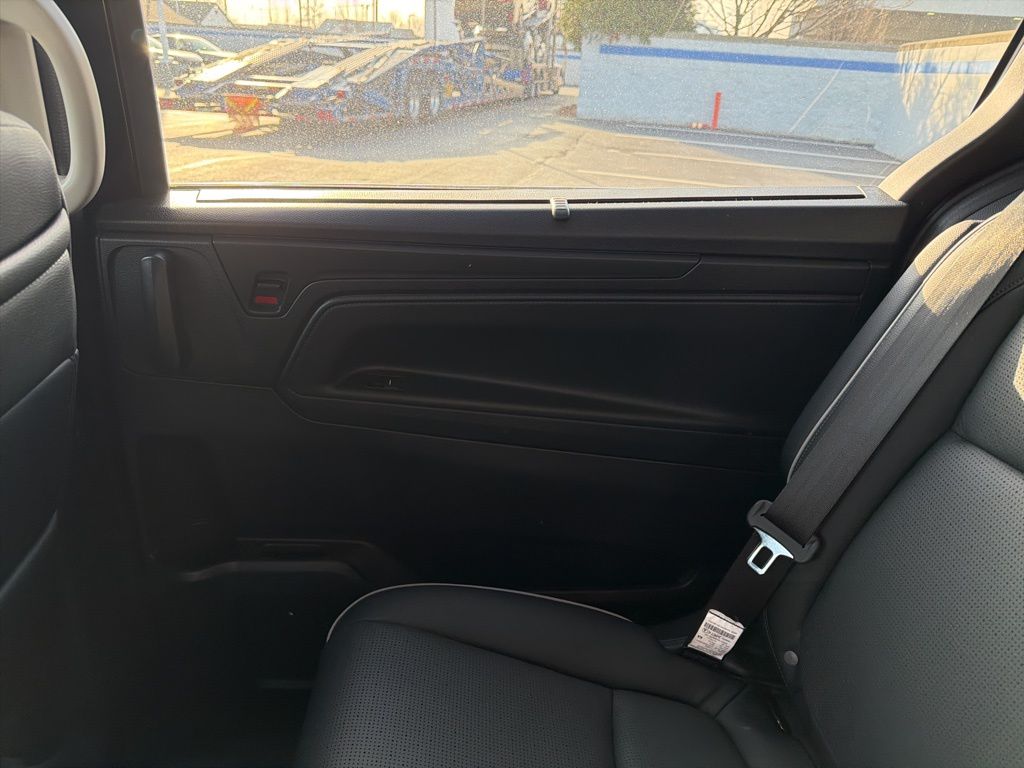 Thumbnail: 2026 Honda Odyssey - 26