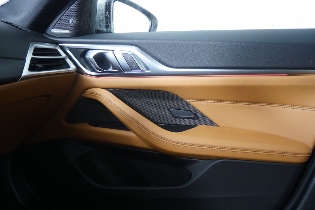 Thumbnail: 2025 BMW 4 Series - 31