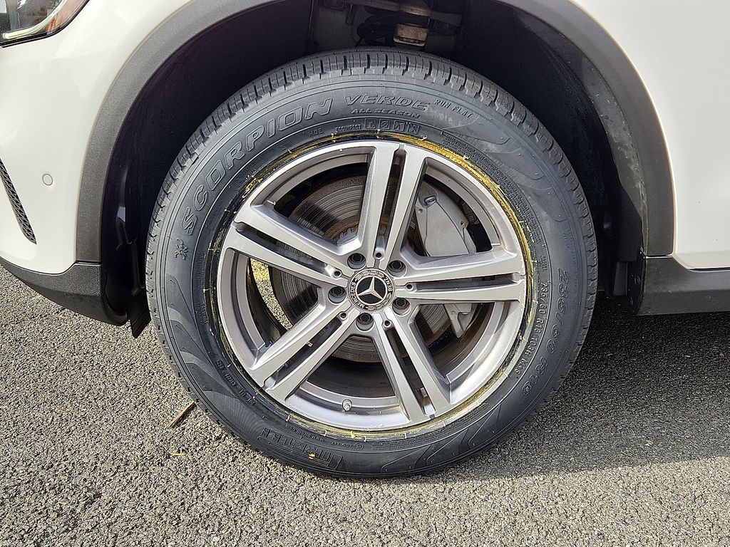 Thumbnail: 2021 Mercedes-Benz GLC - 8