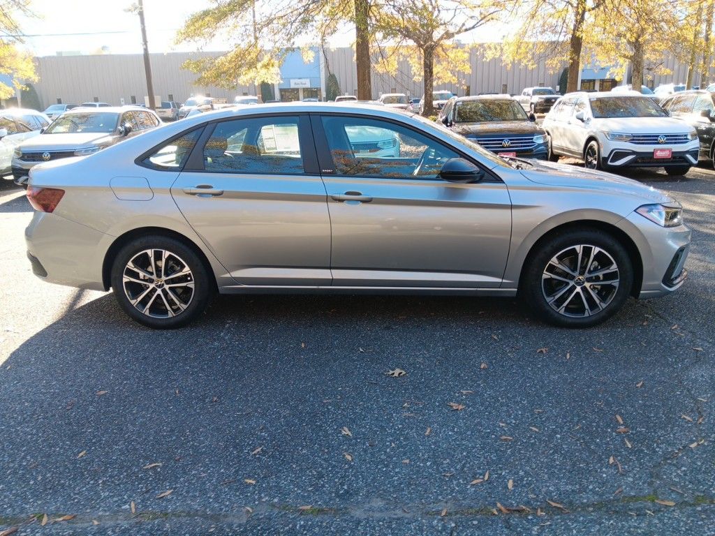 2025 Volkswagen Jetta 1.5T Sport 6