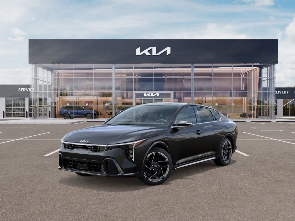 2026 Kia K4 GT-Line photo