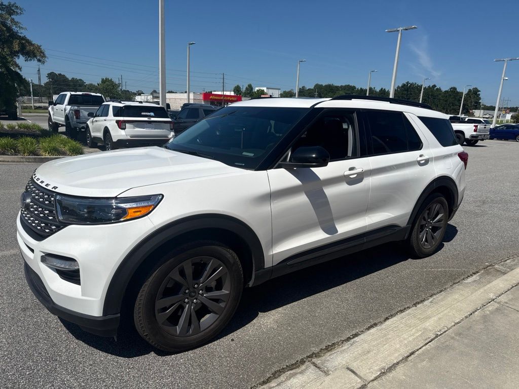 2024 Ford Explorer XLT
