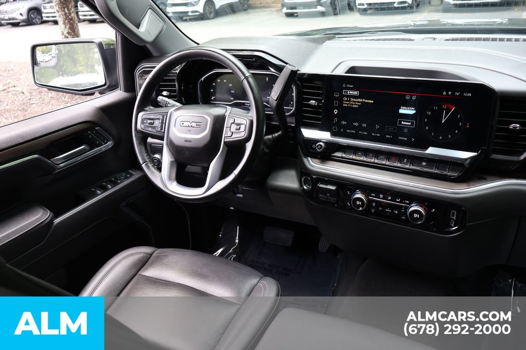 Used 2025 Black GMC SLT image 23