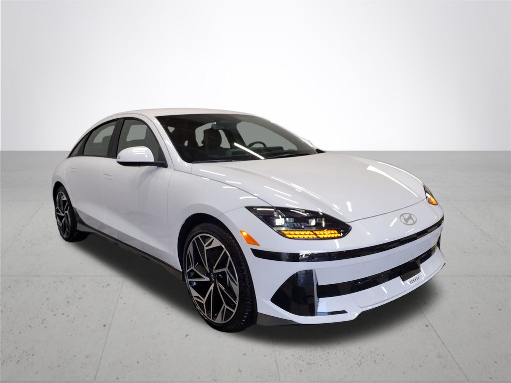 2025 Hyundai Ioniq 6 SEL photo 4