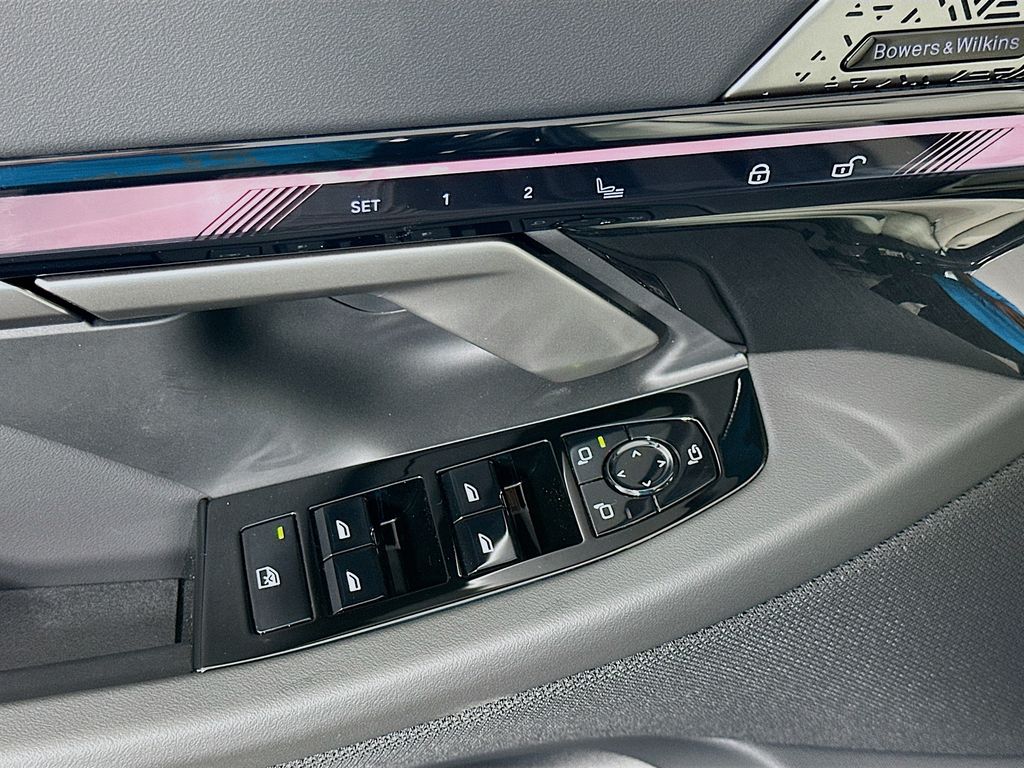 Thumbnail: 2026 BMW i5 - 20