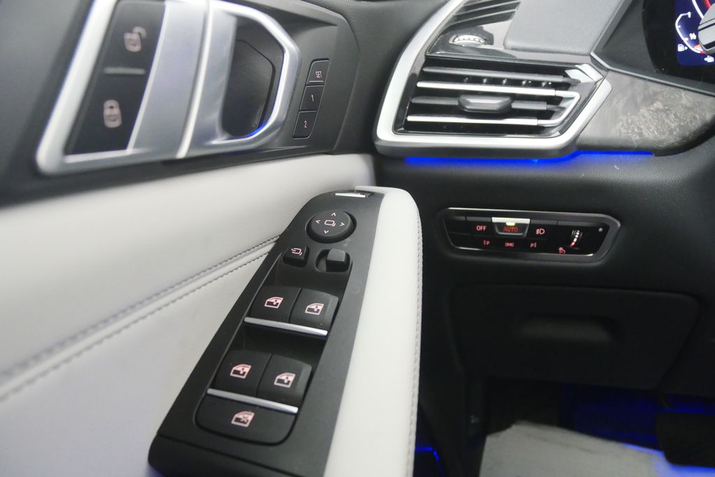 Thumbnail: 2023 BMW X5 - 18