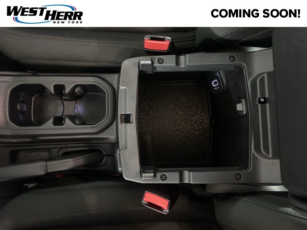 Certified Used 2022 Red Jeep Unlimited Sahara image 9