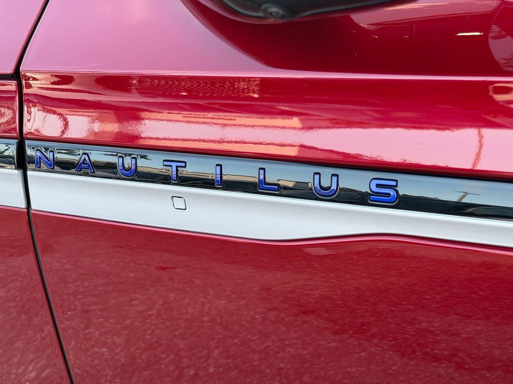 new 2026 Lincoln Nautilus car