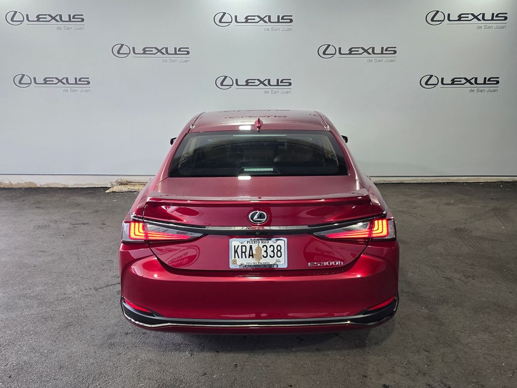 Thumbnail: 2025 Lexus ES - 9