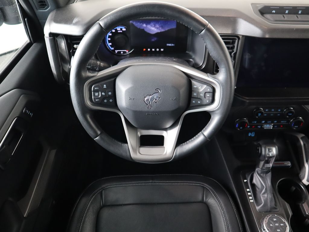 Thumbnail: 2021 Ford Bronco - 10