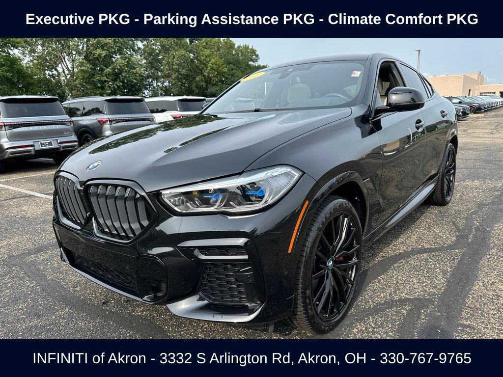 2022 BMW X6 M50i AWD