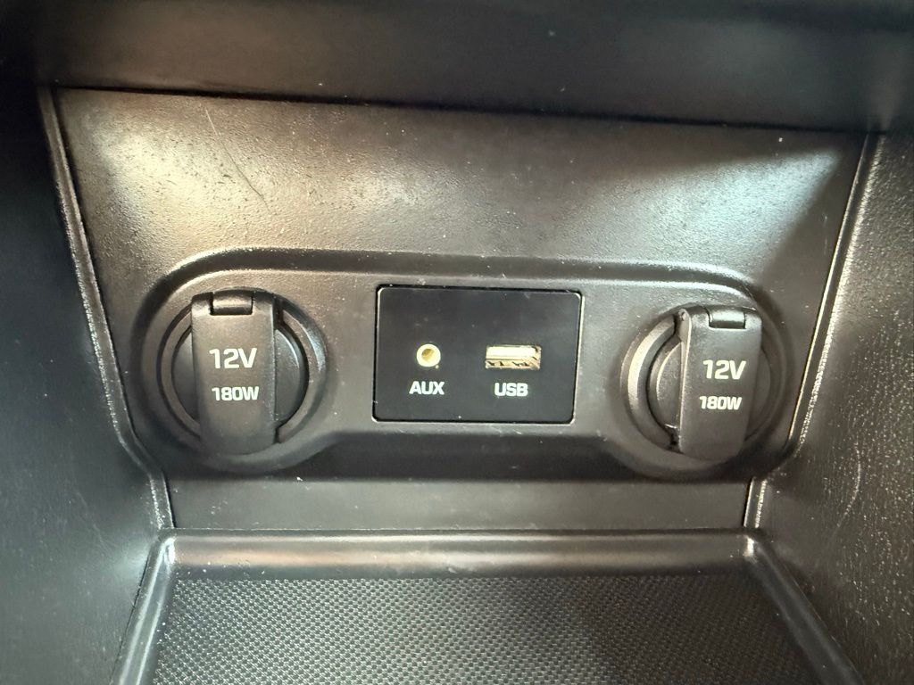 Thumbnail: 2019 Hyundai Accent - 19