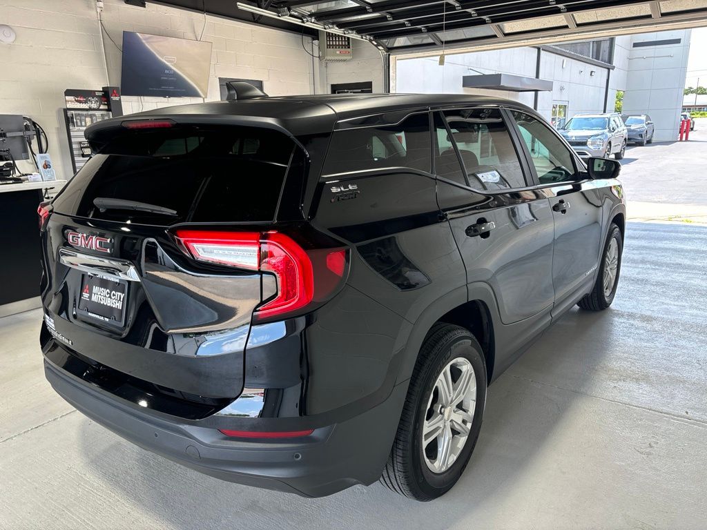 Used 2024 GMC Terrain SUV