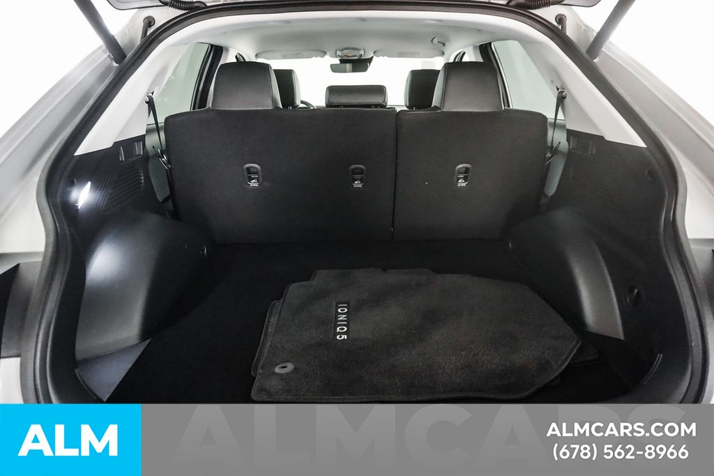 Used 2025 Gray Hyundai SEL image 21