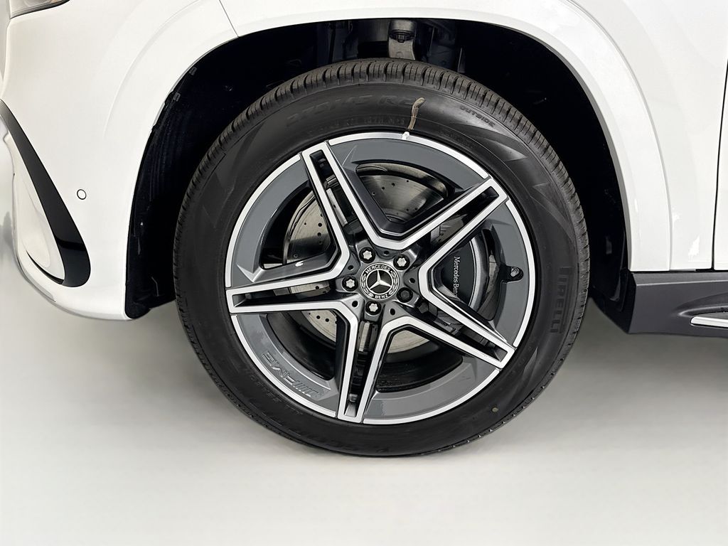 Thumbnail: 2026 Mercedes-Benz GLS - 31