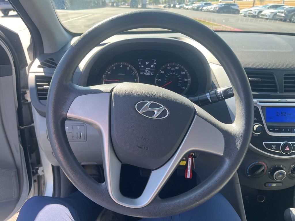 Thumbnail: 2014 Hyundai Accent - 4