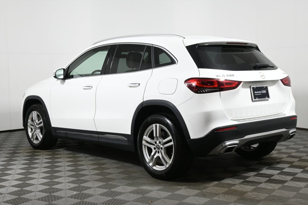 2022 Mercedes-Benz GLA 250 4MATIC 5