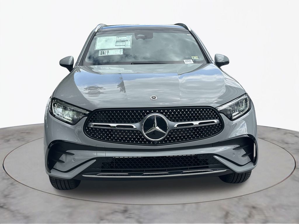 2025 Mercedes-Benz GLC 300 6