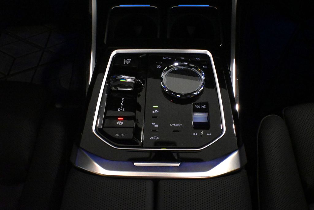 2025 BMW 7 Series 760i xDrive 22