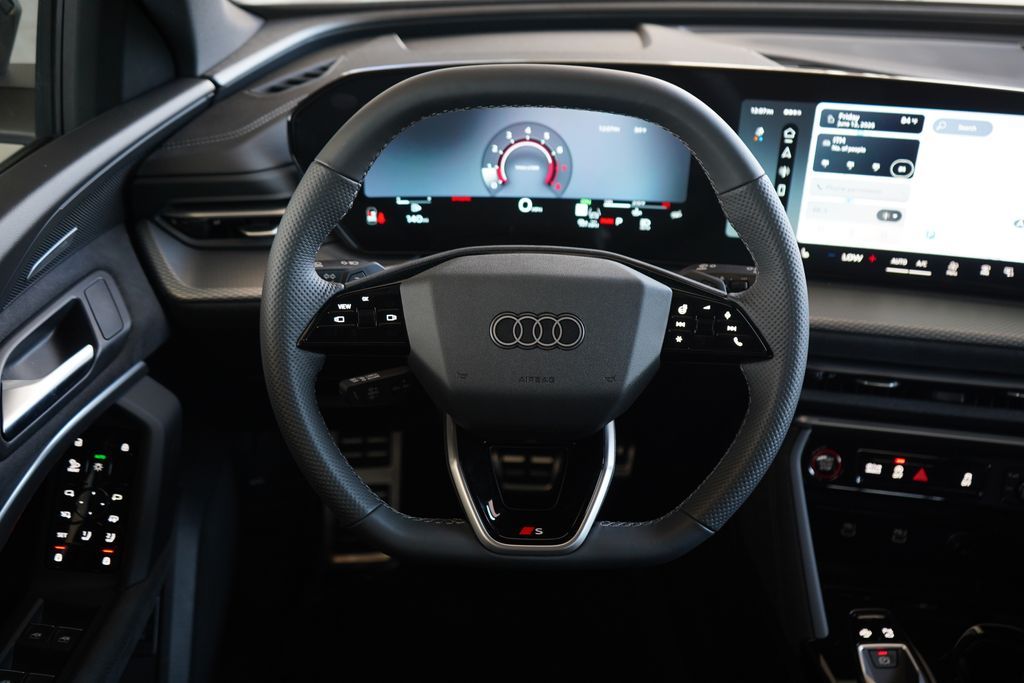 Thumbnail: 2026 Audi SQ5 - 9