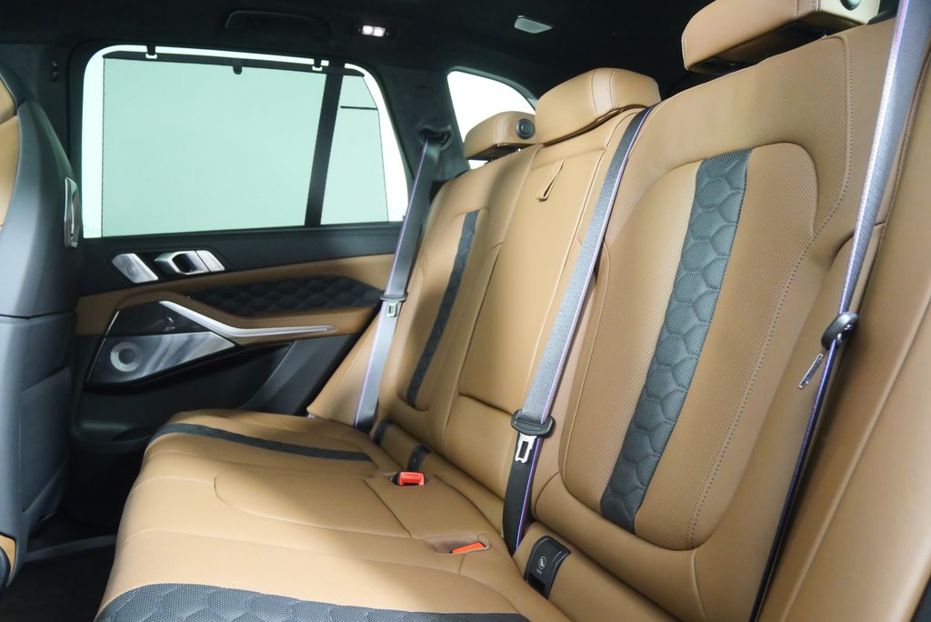 Thumbnail: 2026 BMW X5 - 16