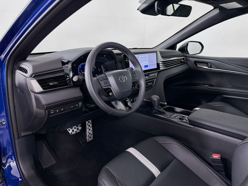 Thumbnail: 2025 Toyota Camry - 9