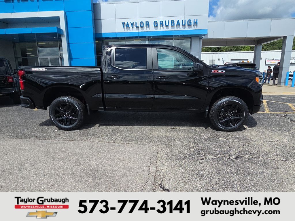Black 2026 Chevrolet Silverado 1500 Pickup Truck Four-Wheel Drive Automatic