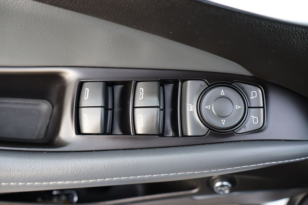 2019 Buick Enclave Essence 26