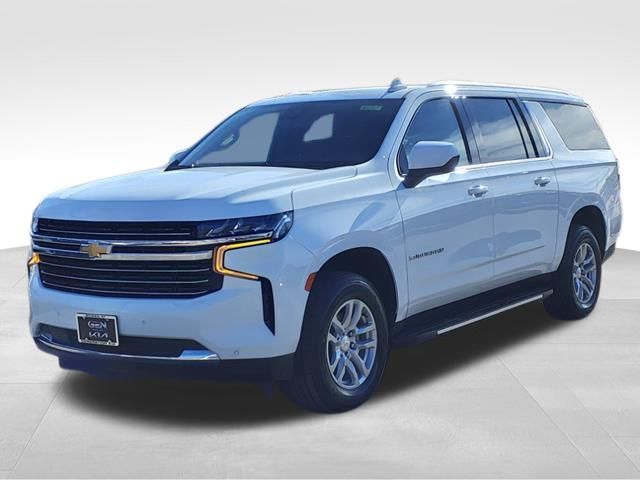 2023 Chevrolet Suburban LT 3