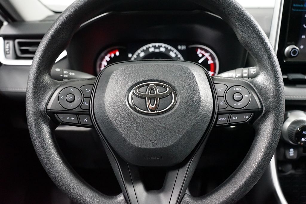 Thumbnail: 2025 Toyota RAV4 - 12