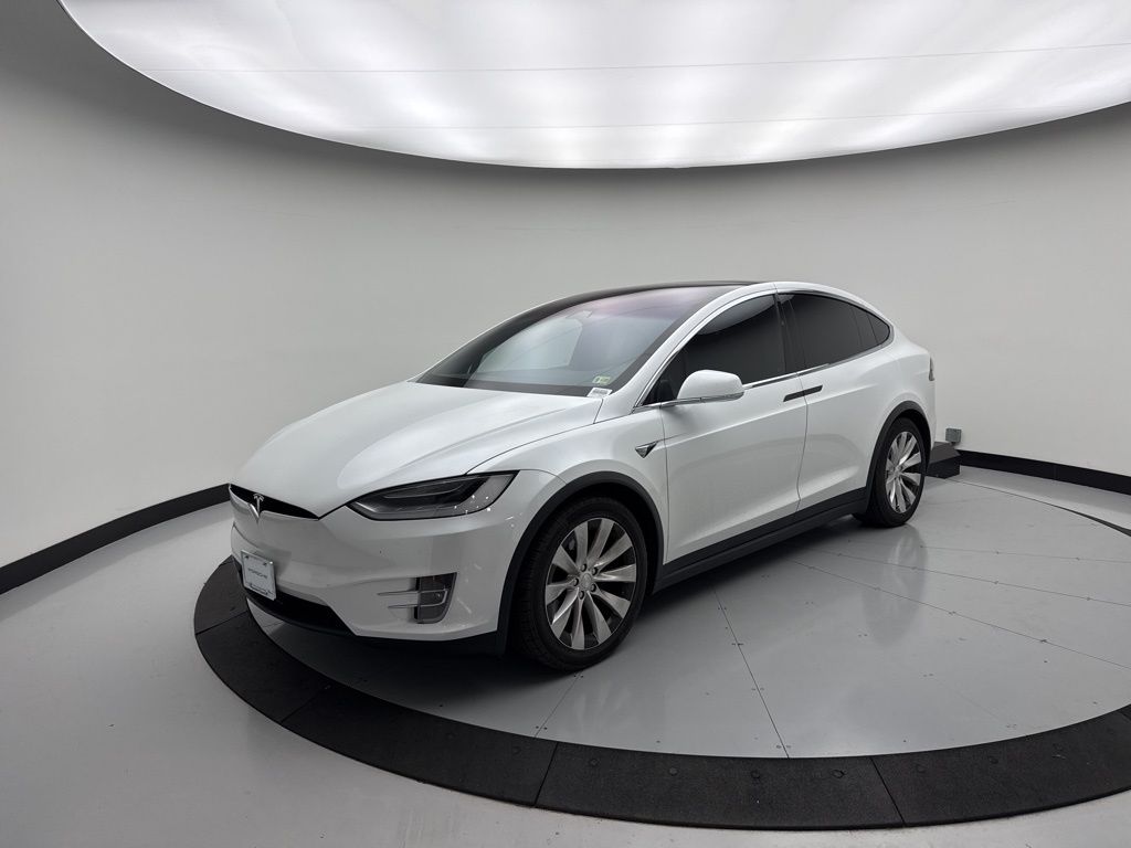 2019 Tesla Model X Long Range Hero Image